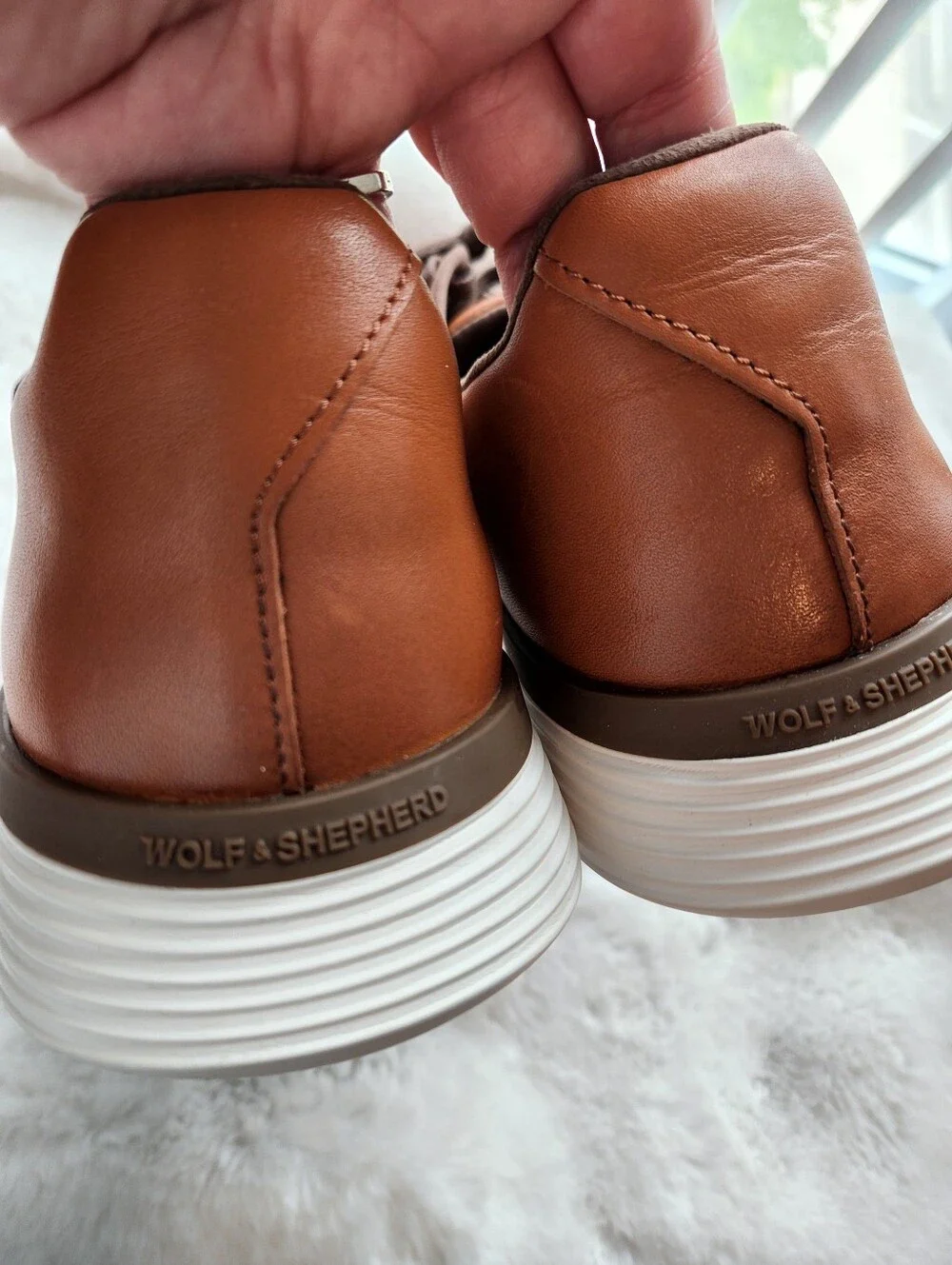 Wolf & Shepherd Men's Tan Leather Derby Shoes